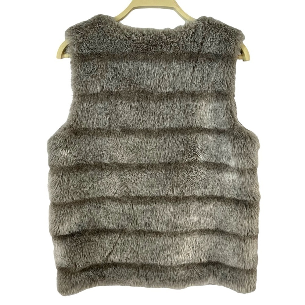 JOIE Andrina Y2K Faux Fur Open Vest Cardigan - Picture 2 of 10
